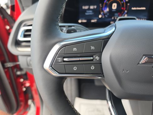 New 2027 Chevrolet Traverse Z71 w/ Enhanced Driving Package AWD/4WD image 37