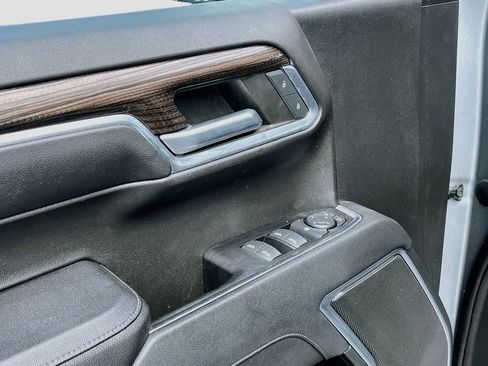 Used 2023 Chevrolet Silverado 1500 RST AWD/4WD image 17