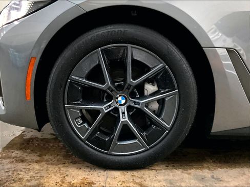 Used 2025 BMW i4 eDrive40 w/ Premium Package RWD image 12