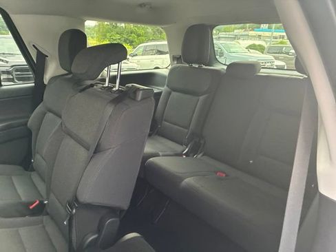 Used 2025 Ford Expedition Active RWD image 65