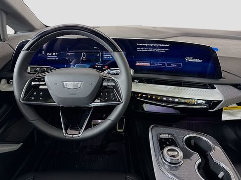 New 2026 Cadillac Optiq Luxury 1 w/ LPO, Floor Liner Package AWD/4WD image 24