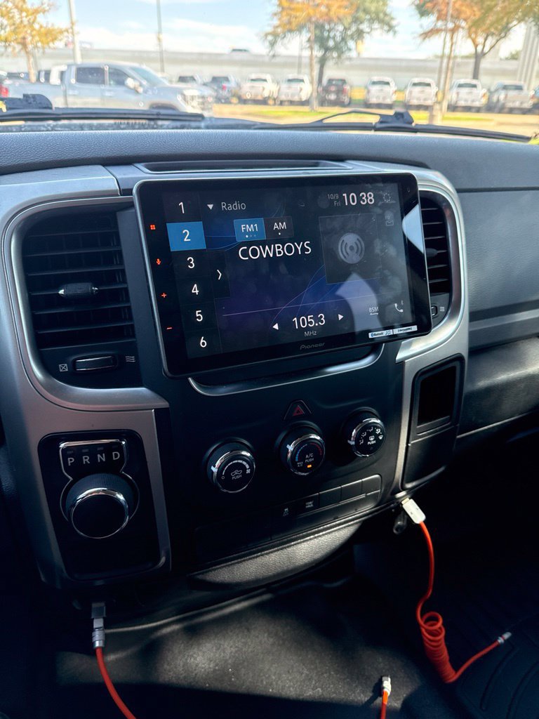 Used 2020 RAM 1500 Classic SLT RWD image 12
