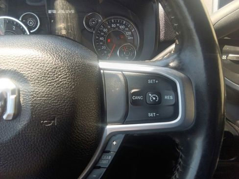 Used 2024 RAM 2500 Big Horn AWD/4WD image 22