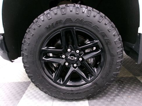 Certified 2021 Chevrolet Silverado 1500 Custom Trail Boss w/ Safety Confidence Package image 13