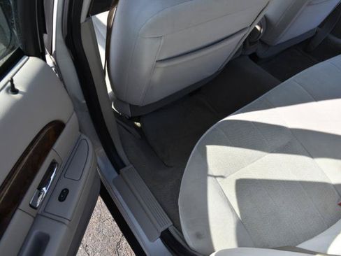 Used 2007 Mercury Grand Marquis GS RWD image 16