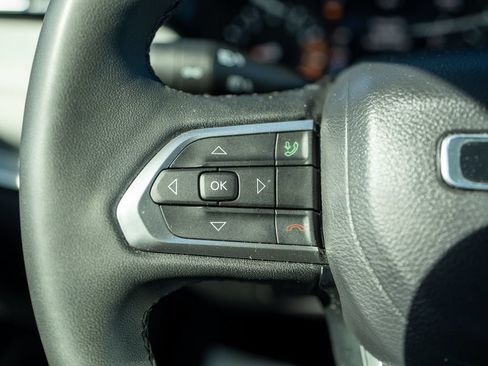 Used 2025 Jeep Compass Limited AWD/4WD image 33