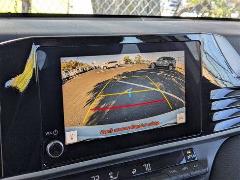 Used 2025 Toyota Camry LE image 24