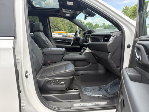Used 2023 GMC Yukon Denali w/ Denali Reserve Package AWD/4WD image 35