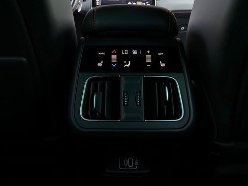 Used 2023 Maserati Grecale Modena AWD/4WD image 16