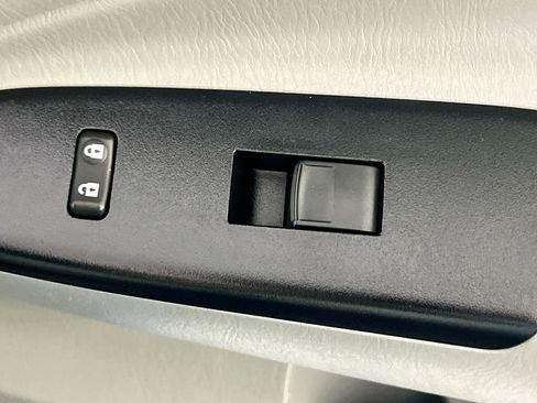 Used 2014 Toyota Tacoma PreRunner w/ TRD Sport Package image 30