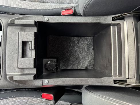 Used 2023 Subaru Outback Premium w/ Popular Package #1 image 31