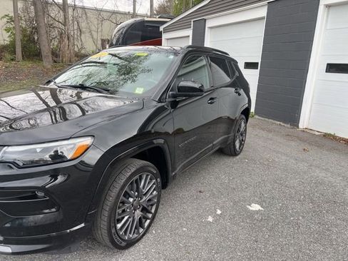 Used 2022 Jeep Compass High Altitude AWD/4WD image 3