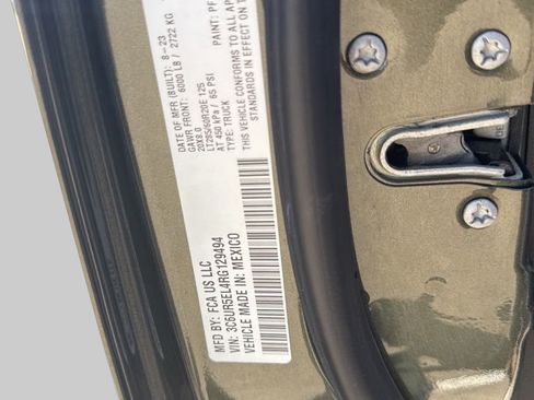 Used 2024 RAM 2500 Rebel w/ Towing Technology Group AWD/4WD image 34
