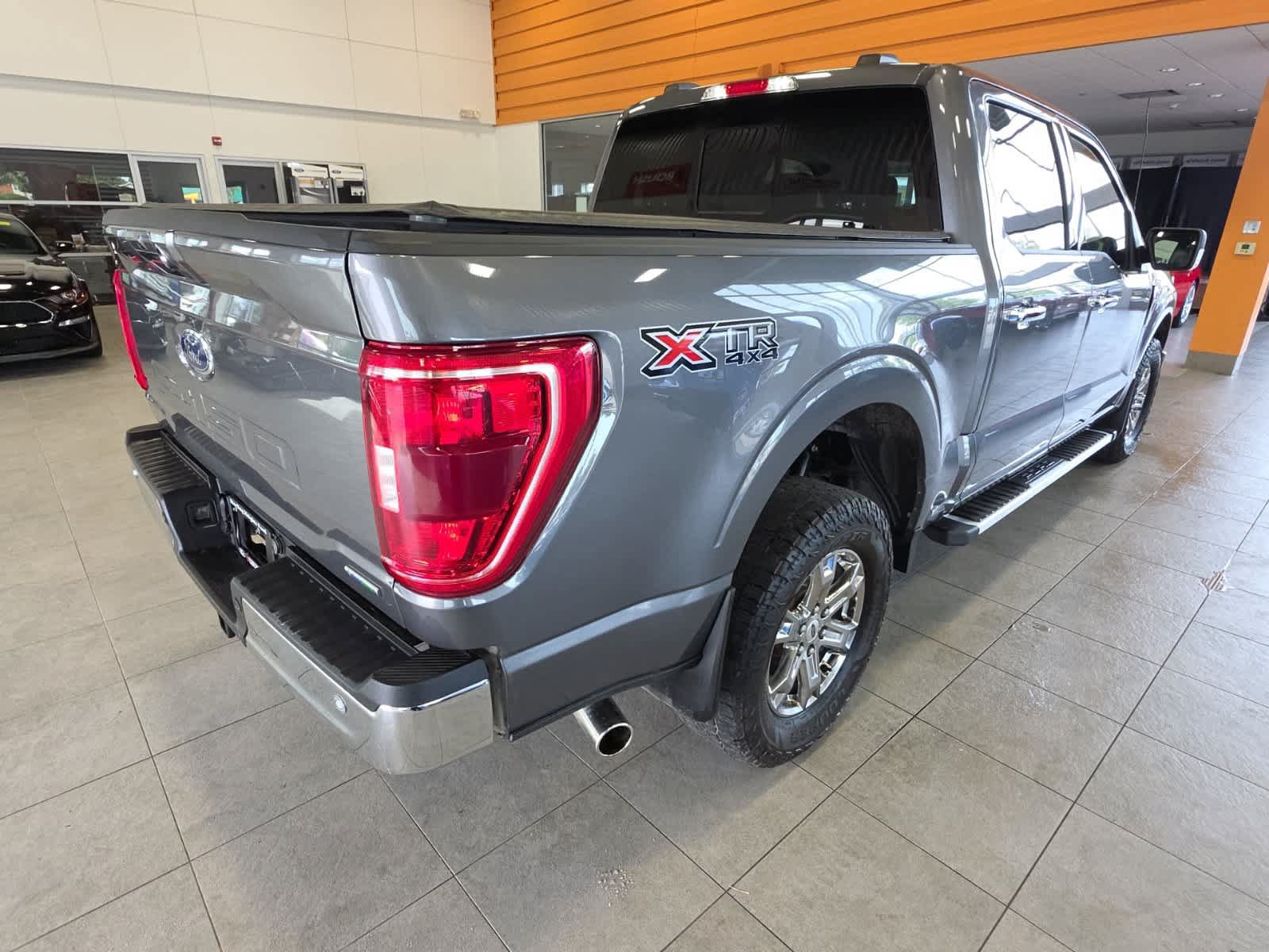 Used 2022 Ford F150 XLT w/ Equipment Group 302A High AWD/4WD image 7