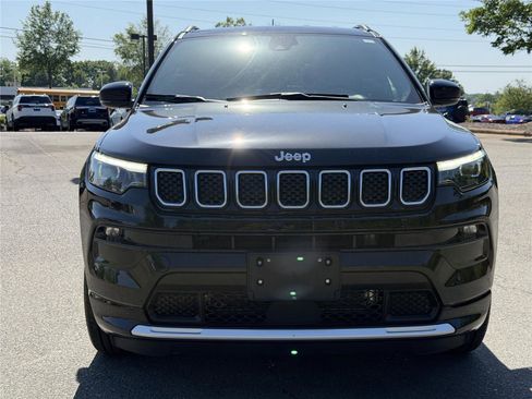 Used 2023 Jeep Compass Limited w/ Elite Group AWD/4WD image 32