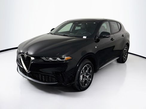 Used 2024 Alfa Romeo Tonale Ti w/ Active Assist Package AWD/4WD image 3