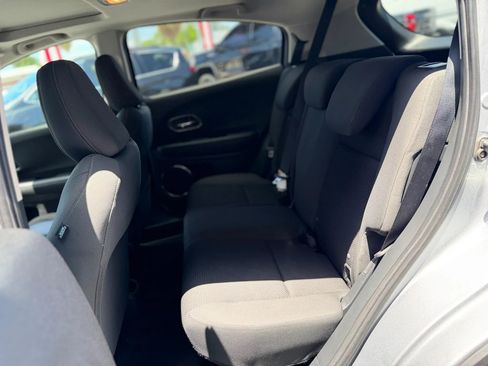 Used 2022 Honda HR-V EX image 17