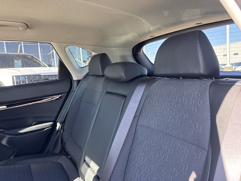 Certified 2024 Kia Seltos S FWD image 29