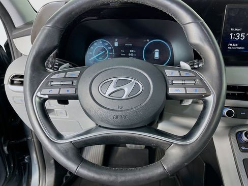 Used 2023 Hyundai Palisade SEL w/ Premium Package FWD image 14