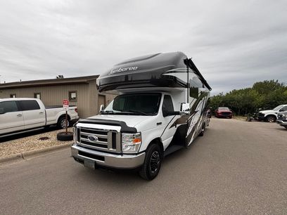 Used 2017 Ford E-450 and Econoline 450 Super Duty w/ Motorhome Prep Package