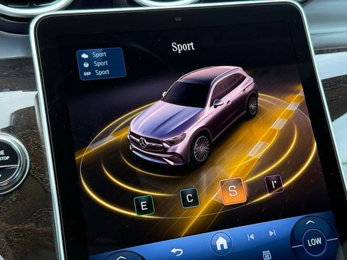 Certified 2024 Mercedes-Benz GLC 300 4MATIC image 6