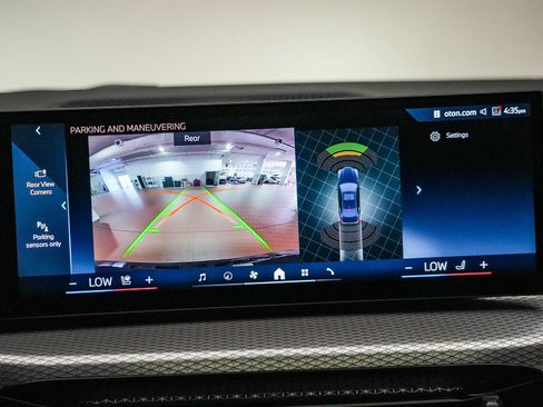 Certified 2025 BMW 430i Coupe w/ Convenience Package RWD image 24