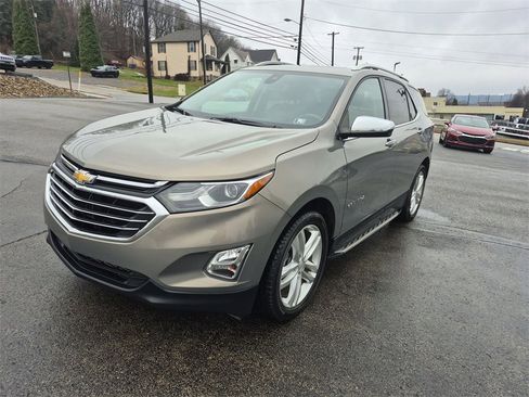 Used 2018 Chevrolet Equinox Premier image 11