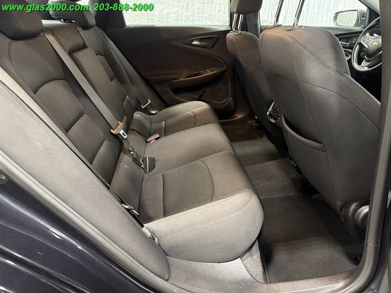 Used 2023 Chevrolet Malibu LT w/ Redline Edition FWD image 10