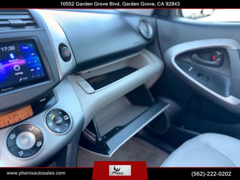 Used 2008 Toyota RAV4 Limited image 37