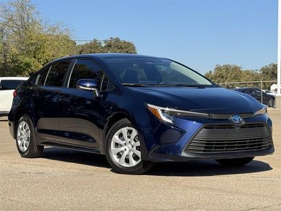 Used 2025 Toyota Corolla LE