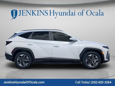 New 2026 Hyundai Tucson SEL FWD image 2