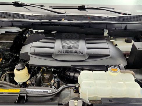 Used 2023 Nissan Titan SV w/ SV Convenience Package AWD/4WD image 26