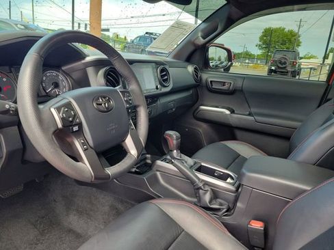 Used 2023 Toyota Tacoma TRD Pro AWD/4WD image 15