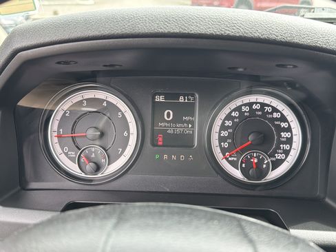 Used 2022 RAM 1500 Classic SLT AWD/4WD image 21