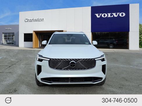 New 2026 Volvo XC90 B6 Plus w/ Protection Package Premier image 8
