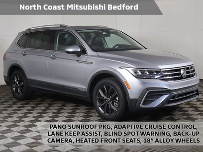 Used 2022 Volkswagen Tiguan SE w/ Panoramic Sunroof Package