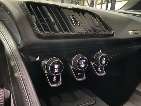 Used 2018 Audi R8 V10 plus AWD/4WD image 5