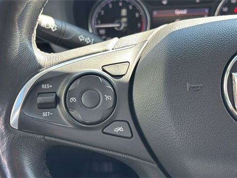 Used 2021 Buick Enclave Essence w/ Sound and Sites Package image 27