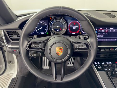 Certified 2022 Porsche 911 Carrera image 10