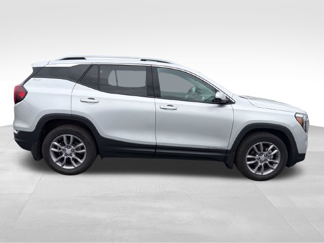 Used 2022 GMC Terrain SLT w/ Tech Package AWD/4WD image 7