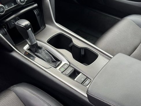 Used 2022 Honda Accord Sport image 19