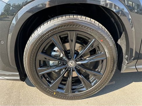 New 2026 Lexus NX 450h+ F Sport image 40