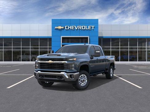 New 2026 Chevrolet Silverado 2500 LT w/ Convenience Package AWD/4WD image 8