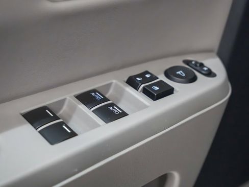 Used 2012 Honda Pilot Touring image 23