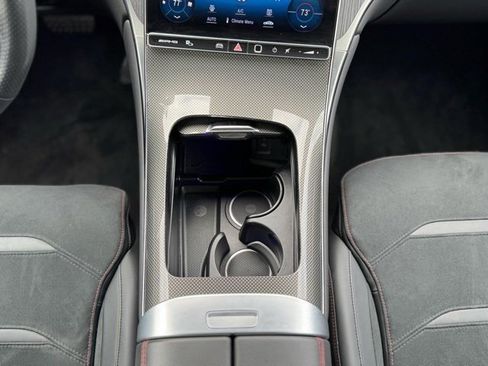 Used 2024 Mercedes-Benz GLC 43 AMG 4MATIC image 27