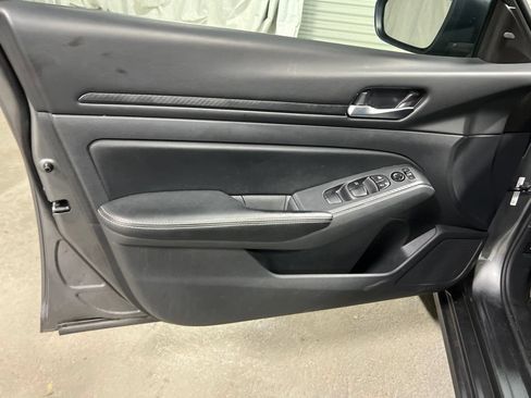 Used 2025 Nissan Altima 2.5 SV FWD image 20