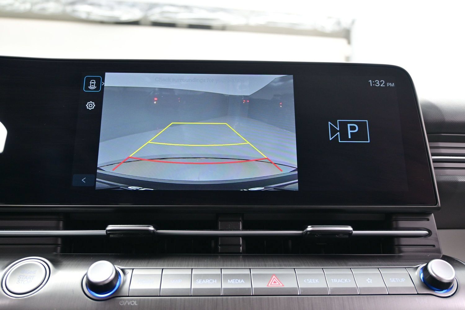 Certified 2025 Hyundai Kona SEL AWD/4WD image 19