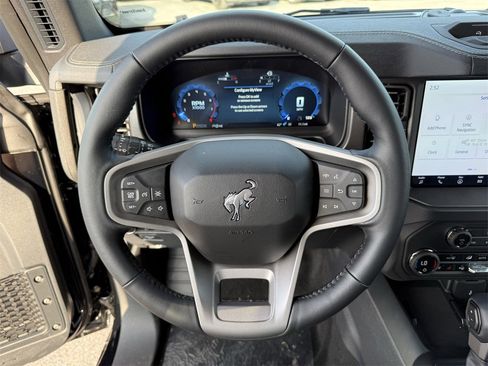 New 2025 Ford Bronco Badlands image 23