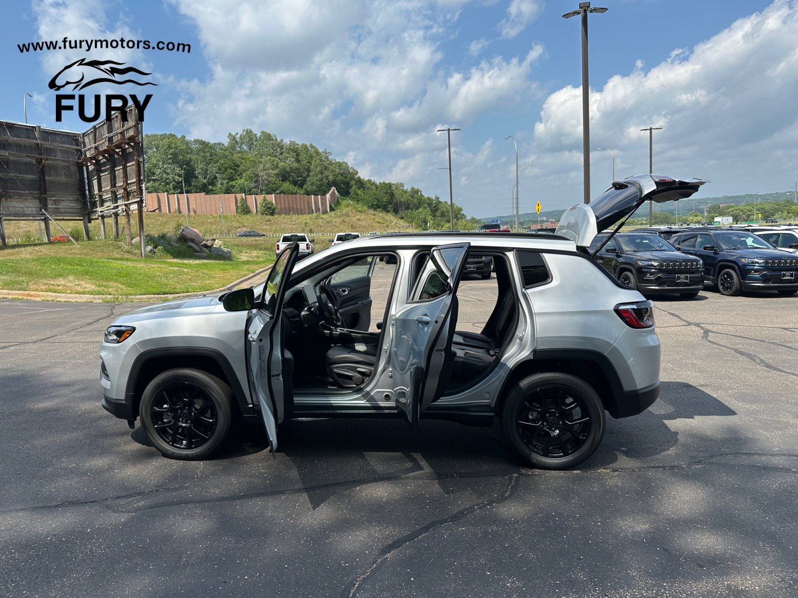 New 2026 Jeep Compass Latitude AWD/4WD image 39
