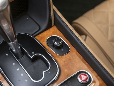 Used 2016 Bentley Continental GT AWD/4WD image 34